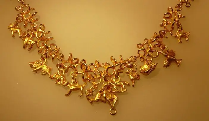 Asal-usul dari Perhiasan Kalung, Manusia Prasejarah pun Memakai Aksesori Ini