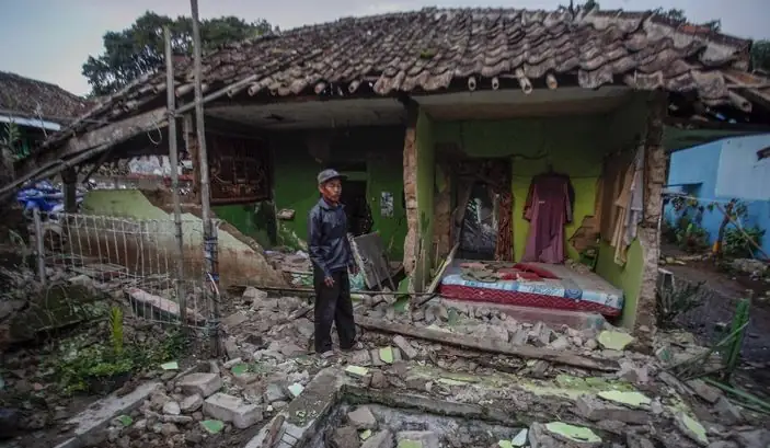 Jokowi Pastikan Pembangunan Rumah Warga Korban Gempa Cianjur Dimulai: Hari Ini Pembangunannya