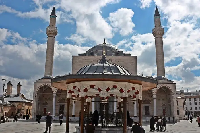 Profil Jalaludin Rumi Sufi dan Ulama Besar di Persia Beserta Daftar Karyanya