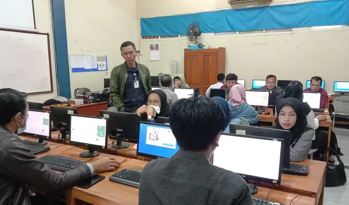 Sebanyak 2.069 Calon PPK KPU Garut Ikuti Seleksi CAT
