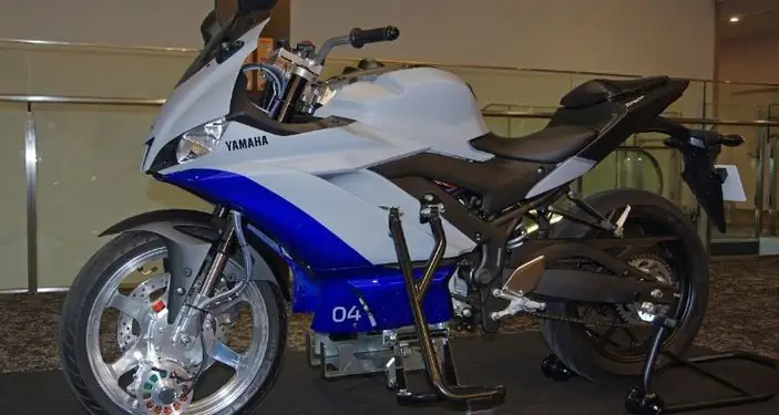 Yamaha Kembangkan Teknologi Baru, Motor Dijamin Anti Jatuh Saat Kecepatan Rendah
